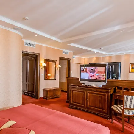 Grand - Medical Hotel 5*