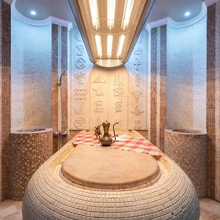 Hotel Grand - Medical