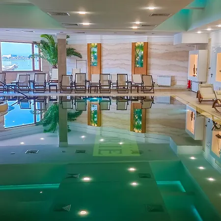 Grand - Medical Hotel