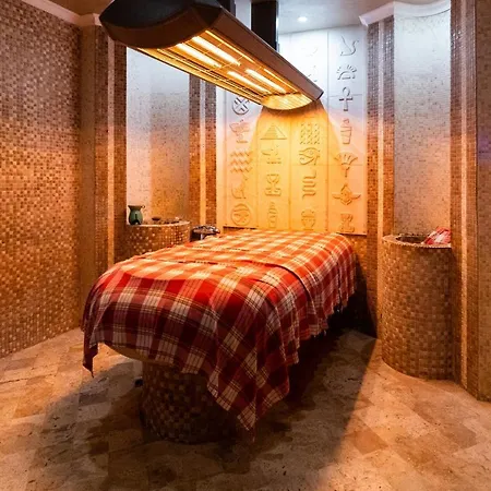 Grand - Medical Otel 5*