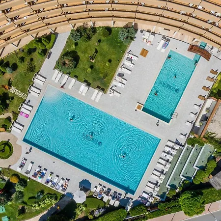 Grand - Medical Otel 5*