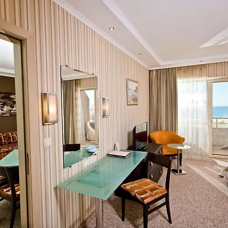 Grand - Medical Hotel 5*