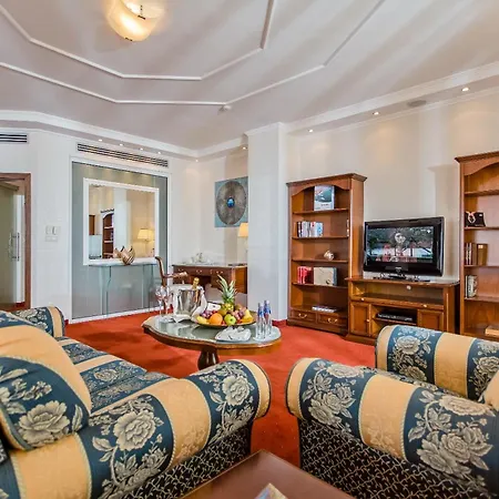 Grand - Medical Hotell 5*