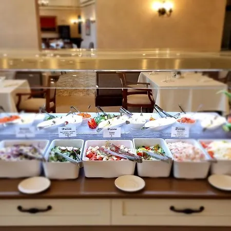 Grand - Medical Otel