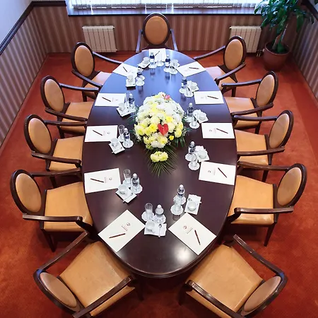 Grand - Medical Hotel